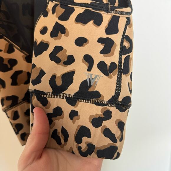 IVL Into The Wild Cheetah Print Crop Mesh Sports Bra Tank Size 4 - Picture 4 of 5